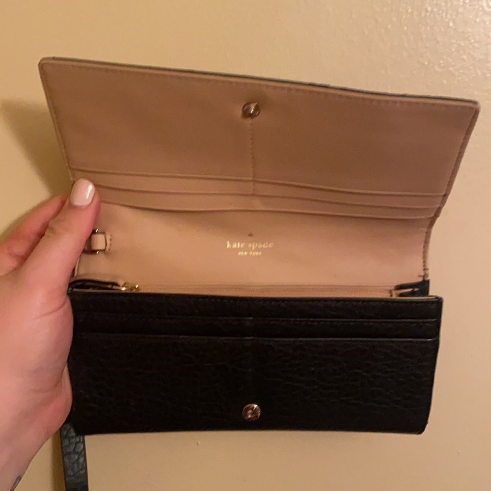 Kate Spade Wallet - Picture 2 of 4